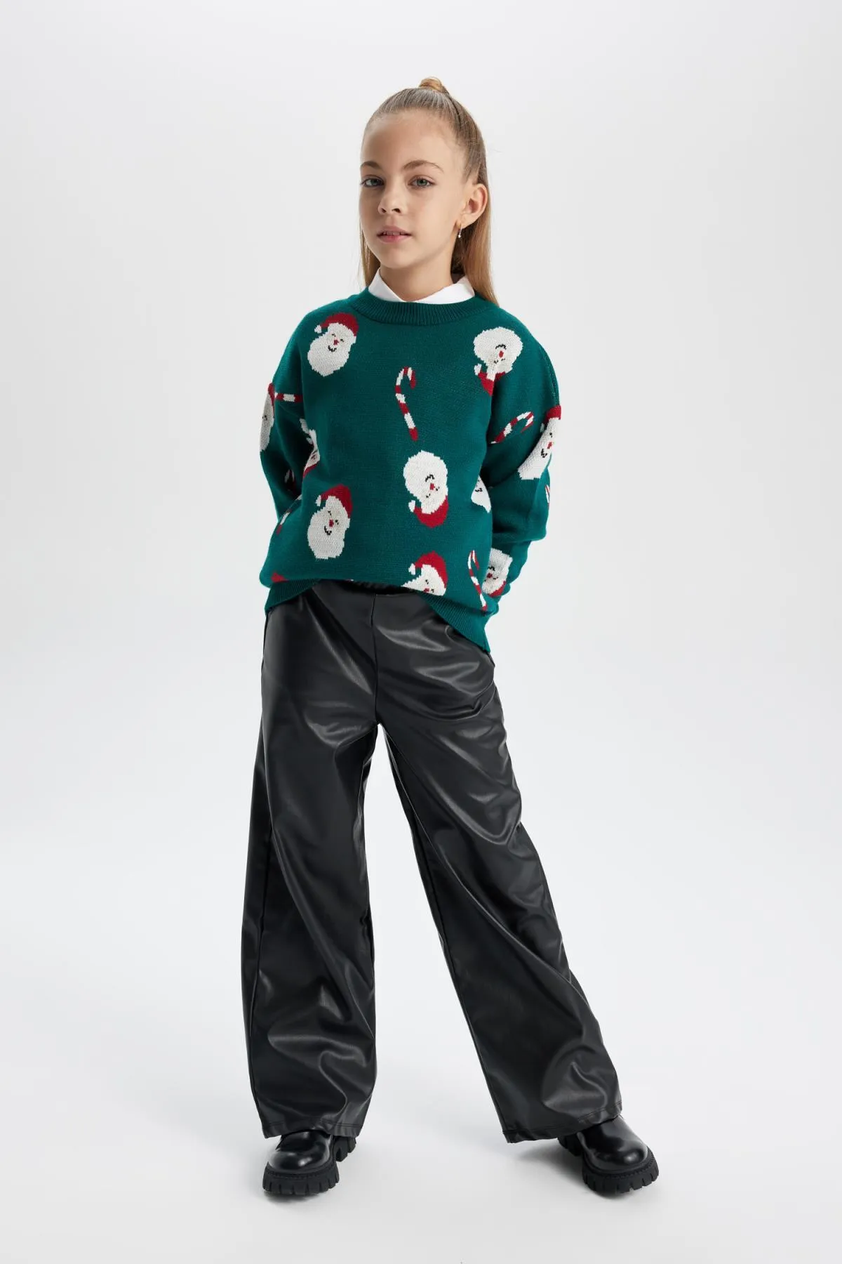 DeFacto  Mädchenpullover mit Rundhalsausschnitt und Neujahrsmotiv