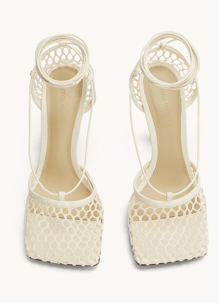Bottega Veneta JOUSTAVAT SANDAALIT KANGAS/LAMMAS
