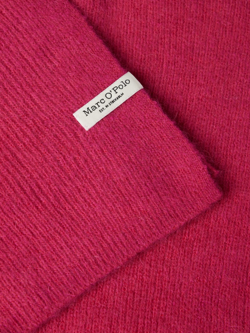 Schal aus Schurwoll-Mix mit Alpaka-Anteil in pink