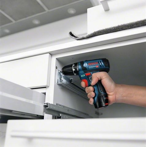 Bosch Blue 0601868109 GSR 12V-15 akumulatorski vrtalnik 12V 2,0Ah Li-Ion v L-Boxxu
