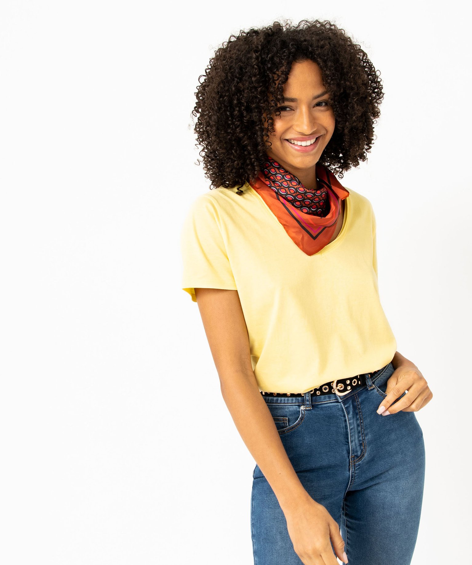 Tee-shirt femme à manches courtes avec col V roulotté jaune | GEMO