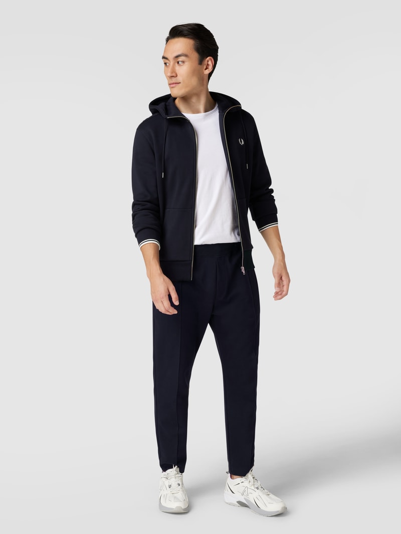 Sweatjacke mit Logo-Stickerei in marineblau