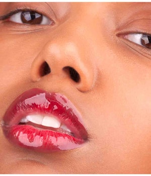 MADARA Glossy Venom Lipgloss-4 ml