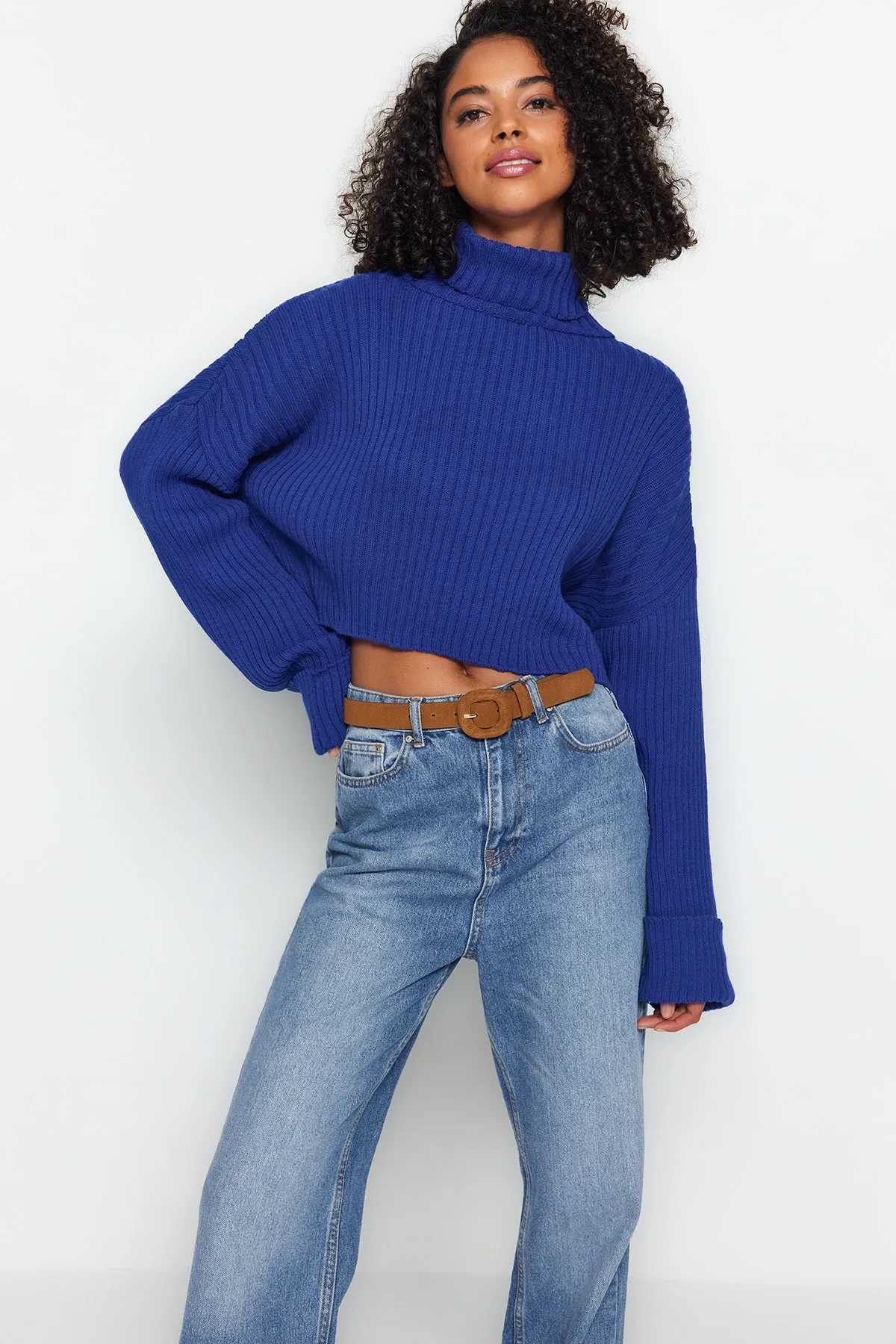 Trendyol Collection  Saks Crop Basic Strickpullover TWOAW22KZ0223