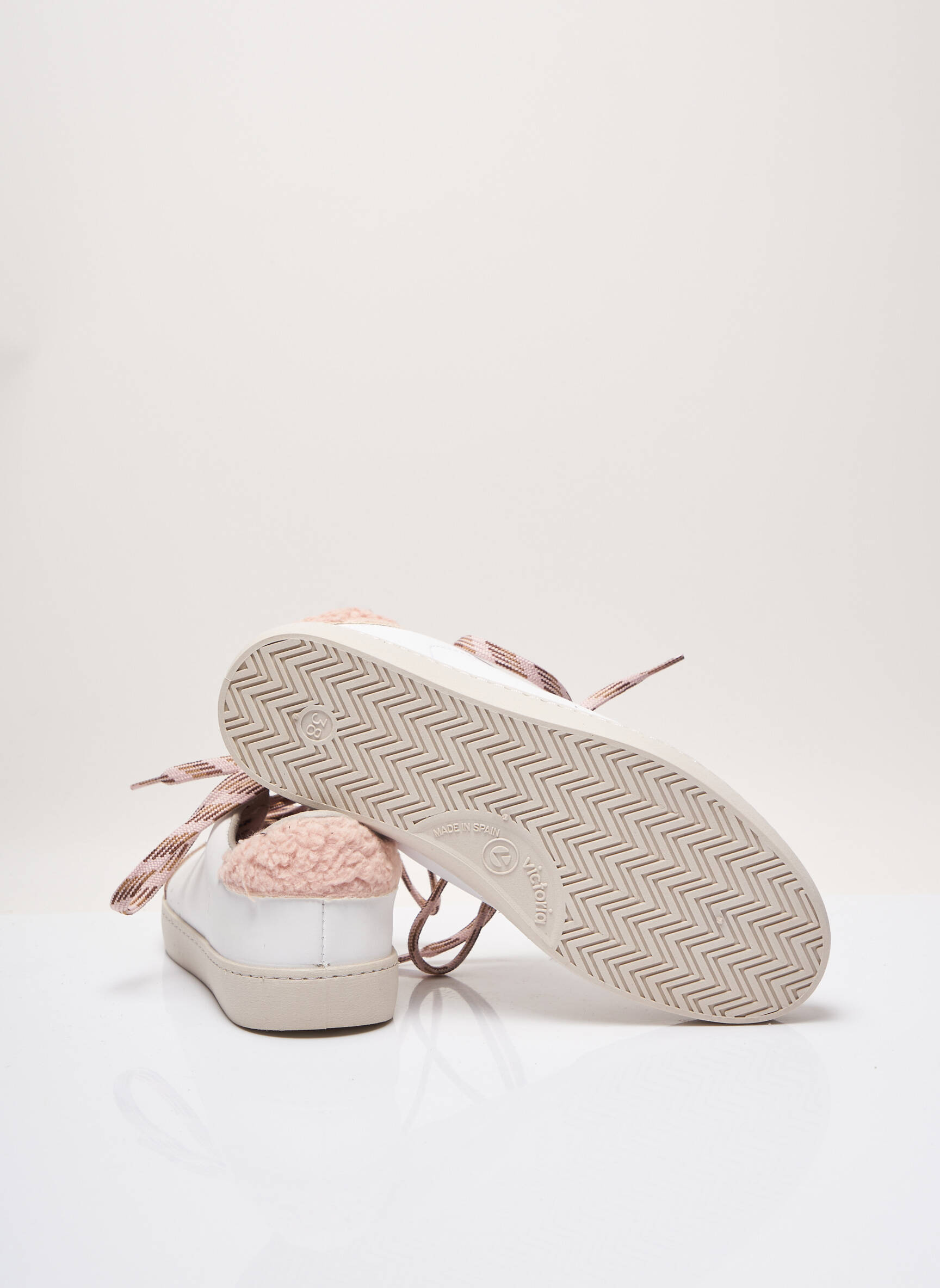 Victoria Baskets Femme couleur rose