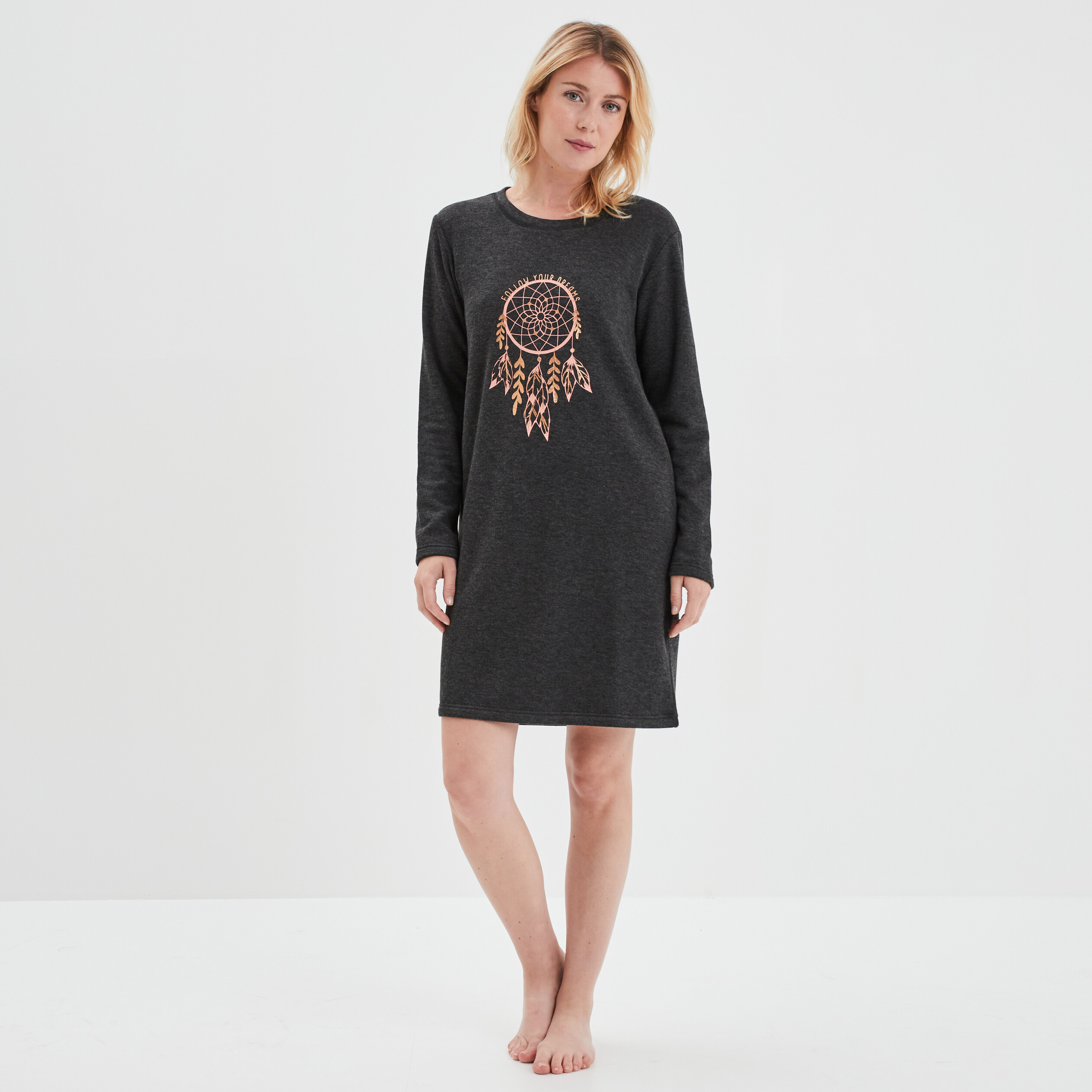 Chemise de nuit t-shirt col rond gris foncé femme | La Halle