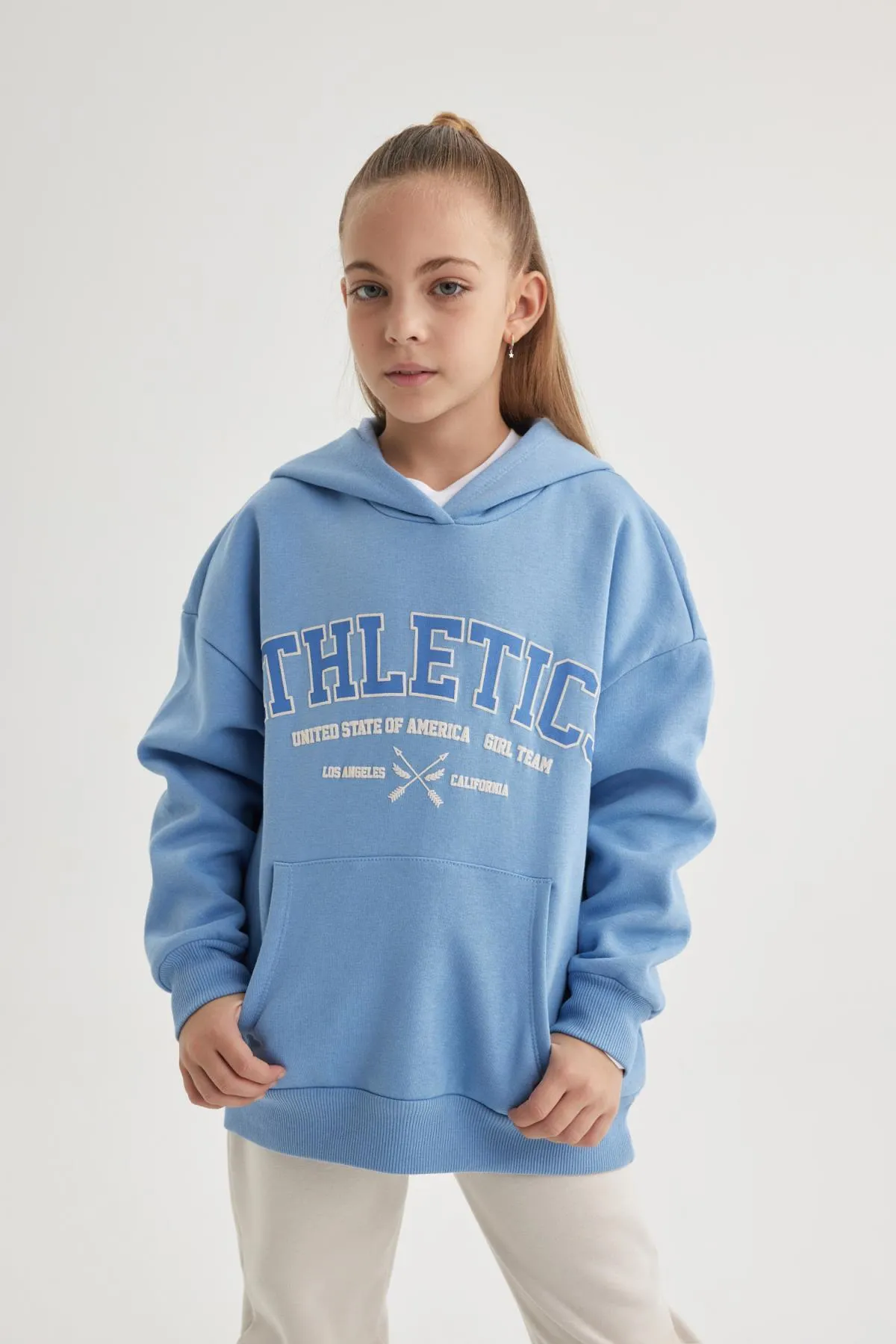 DeFacto  Dickes Kapuzen-Sweatshirt für Mädchen in Oversize-Passform mit weicher, flauschiger Innenseite
