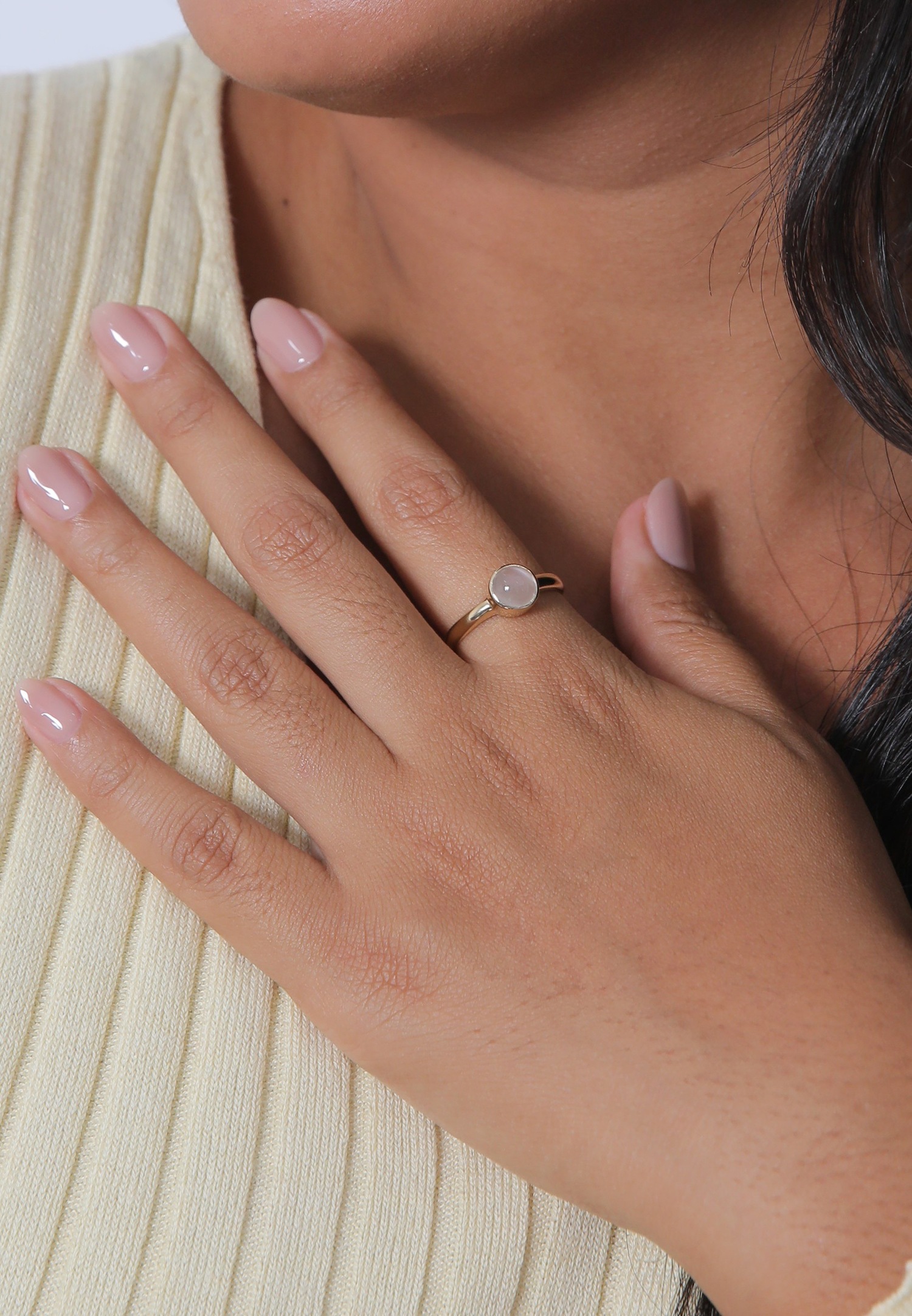 Anillo solitario Elli para mujer con piedra lunar en plata de ley 925