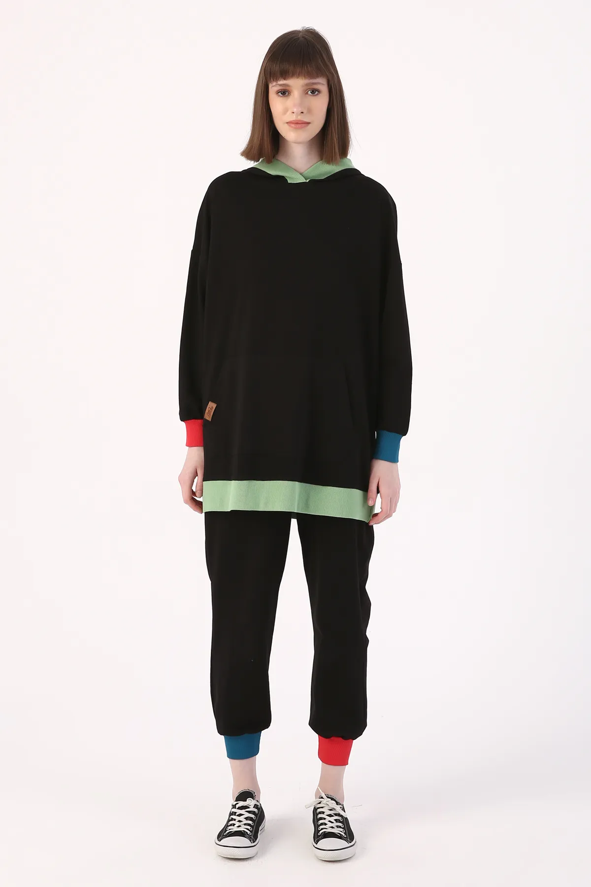 ALLDAY  Schwarzer, bunter Camisole-Trainingsanzug mit Kapuze