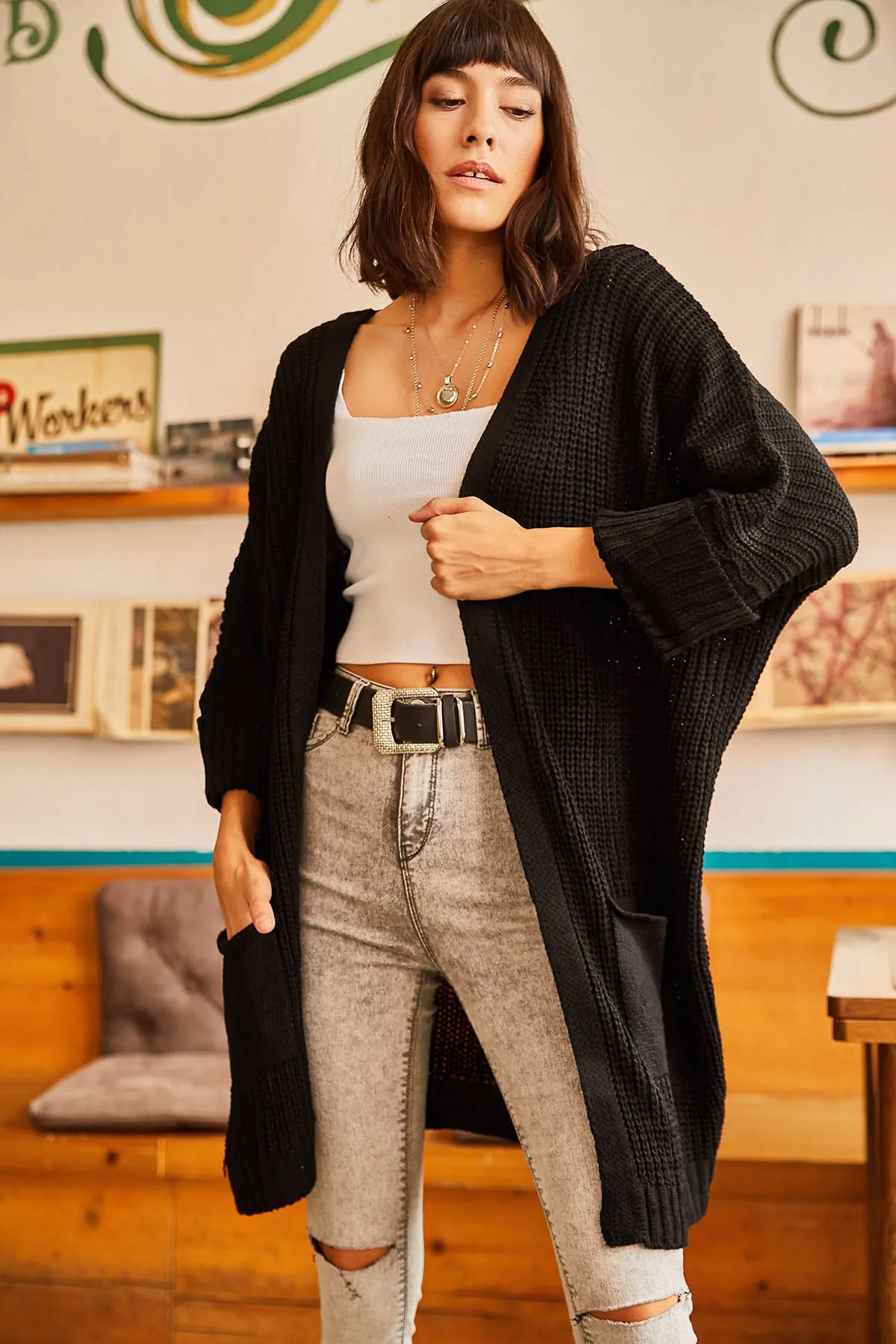 Olalook  Schwarze Strickjacke mit gefalteten Ärmeln und Tasche für Damen, lockere Strickmode, HRK-19000123