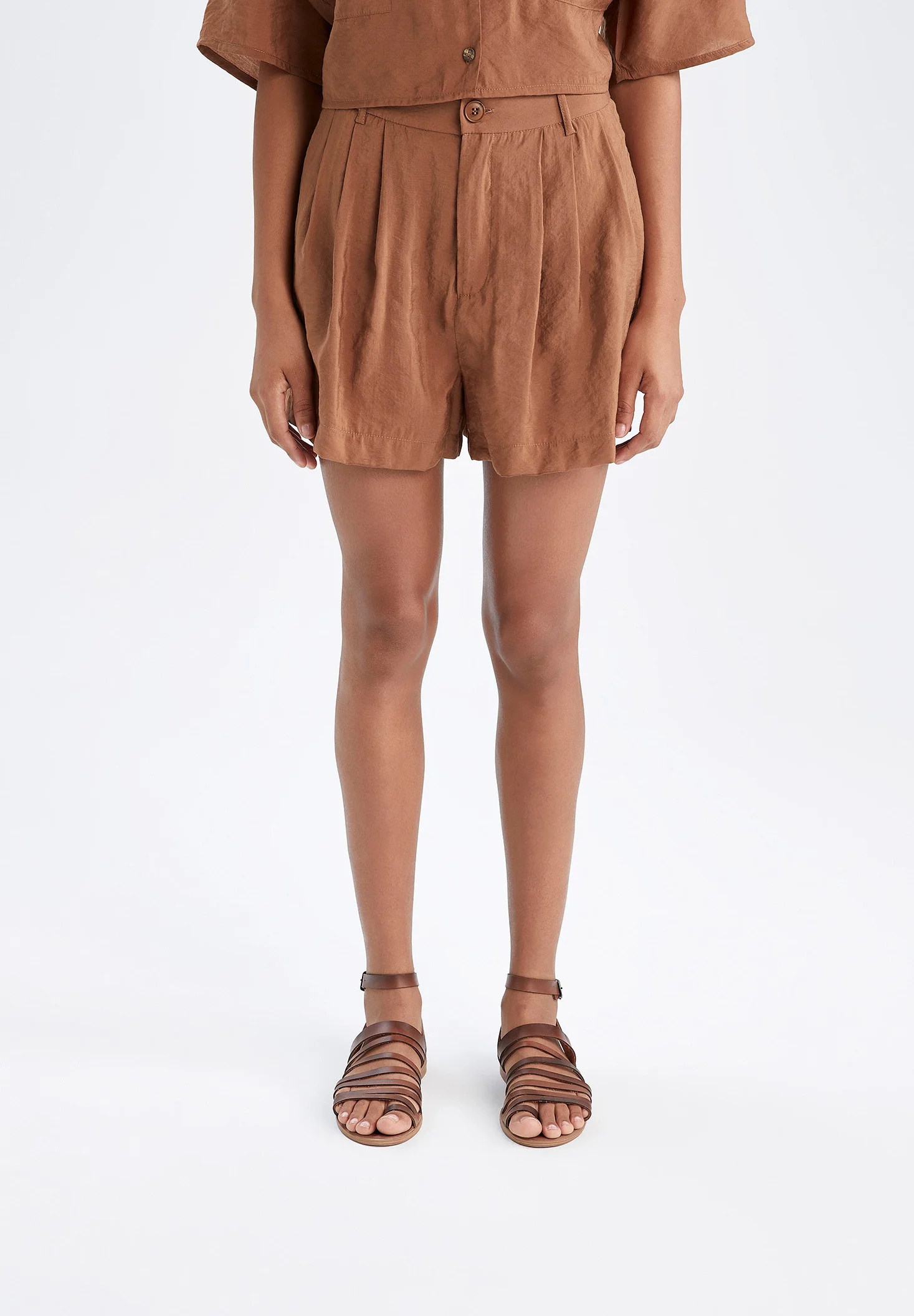 Pantalones cortos DeFacto REGULAR FIT