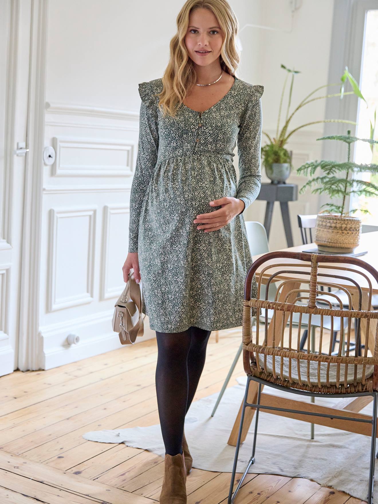 Robe courte en maille grossesse et allaitement noir fonce uni