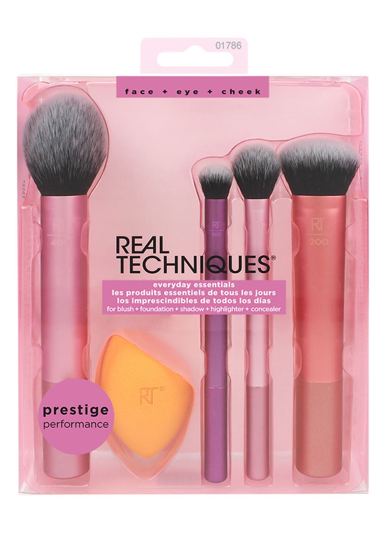 Real Techniques Everyday Essentials - makeup brush set