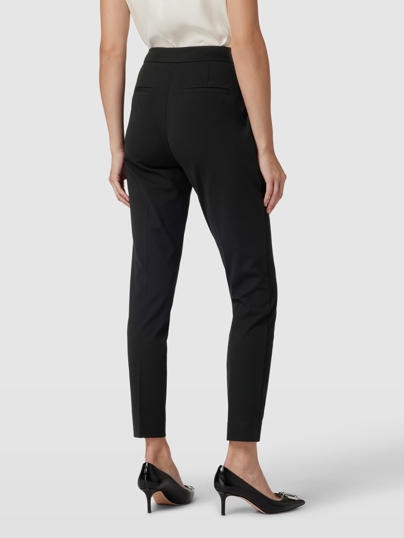 Stoffhose mit Label-Detail in schwarz