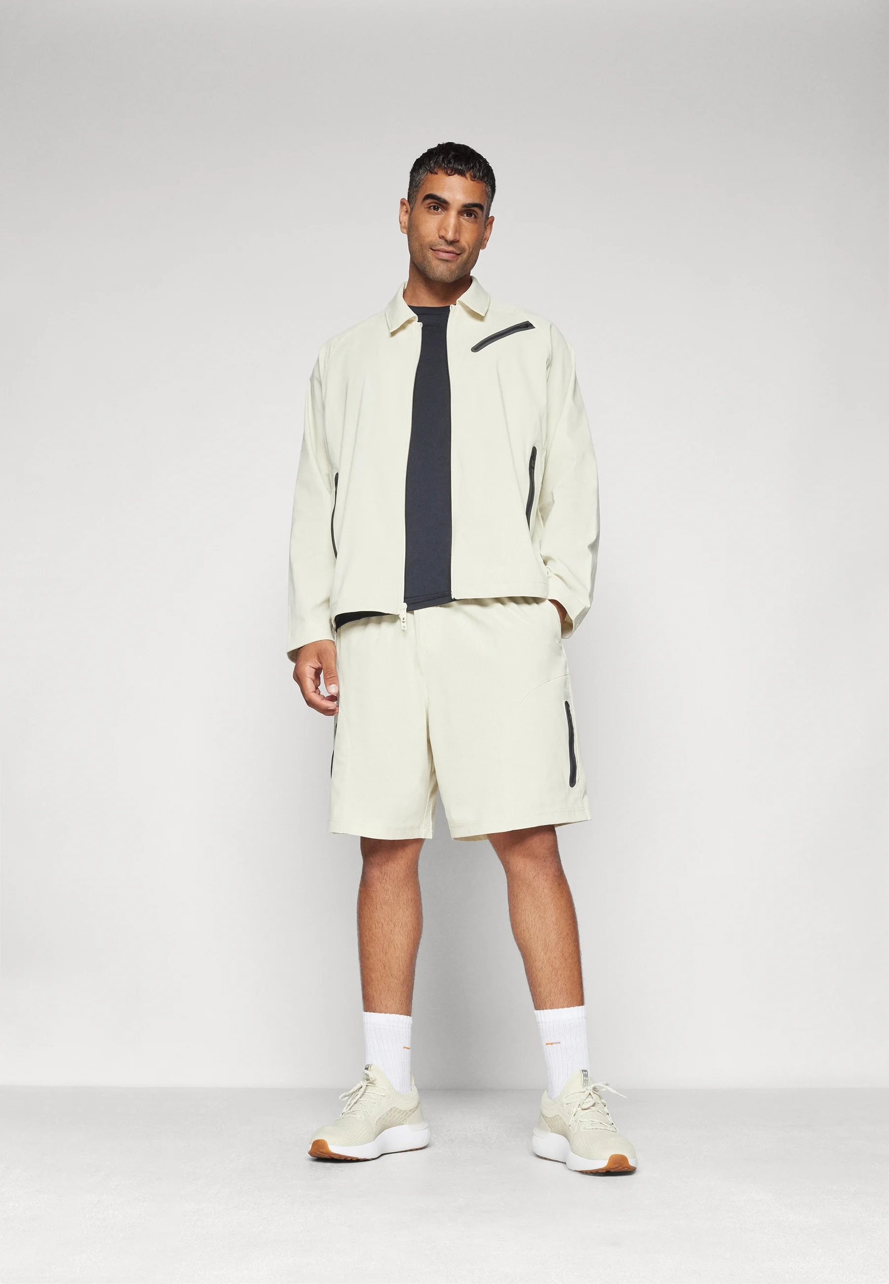 Chaqueta deportiva Under Armour UNSTOPPABLE AIRVENT