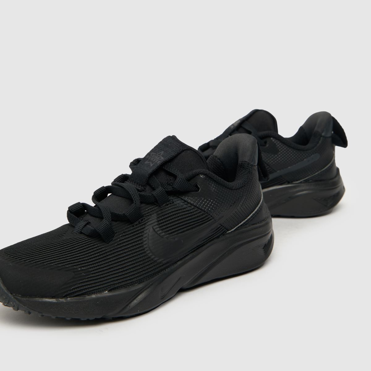 Nike svarta Star Runner 4 Junior-träningsskor