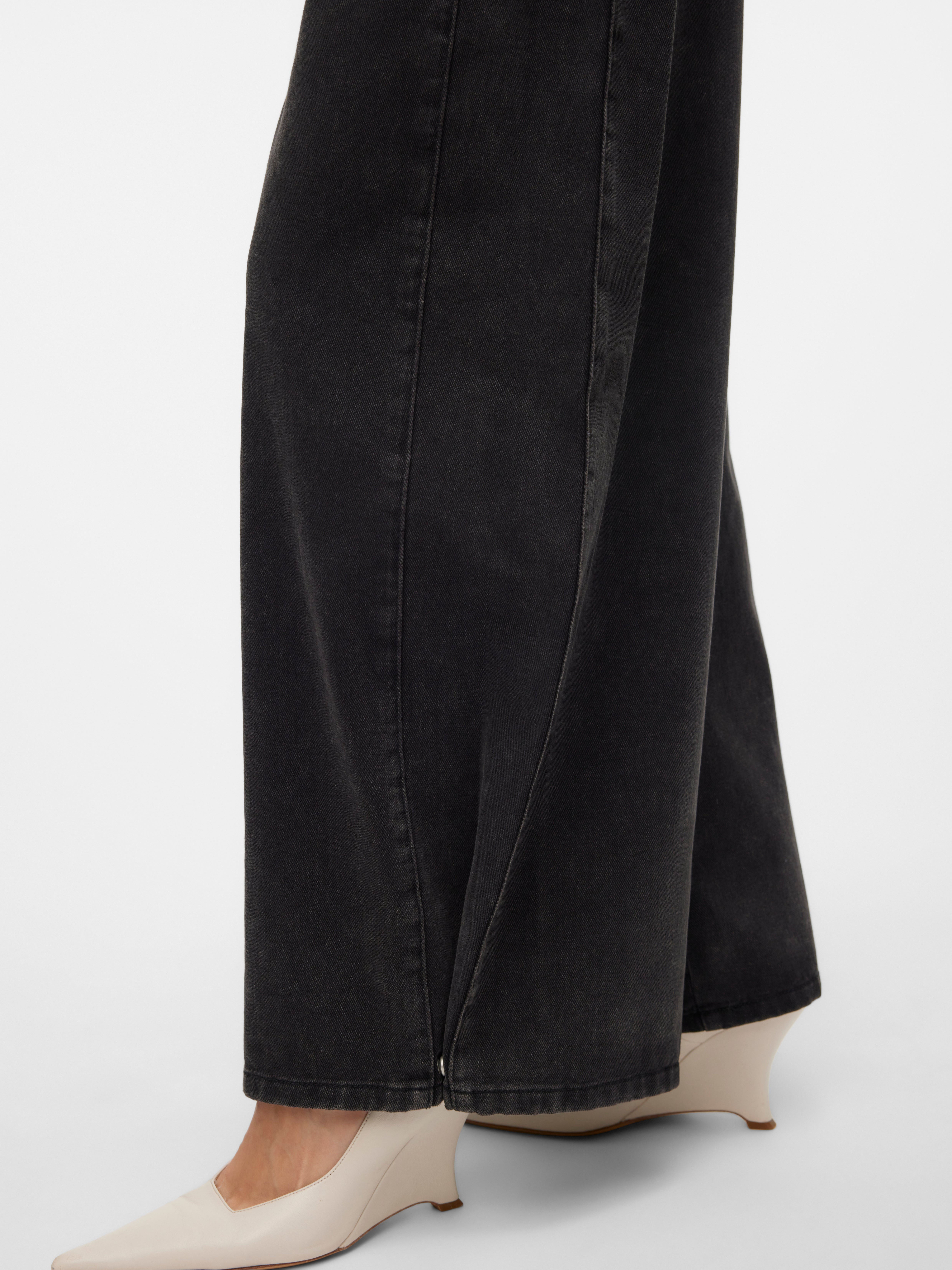 VMANNET Mid Rise Locker geschnitten Jeans