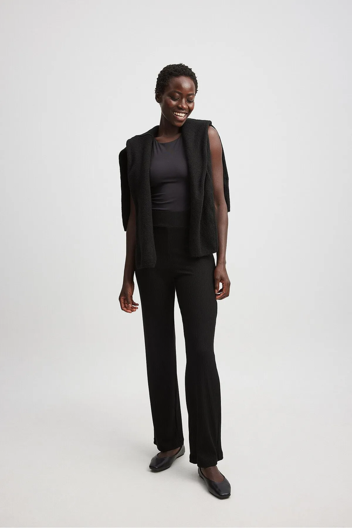 NA-KD  Gerippte Hose mit hoher Taille