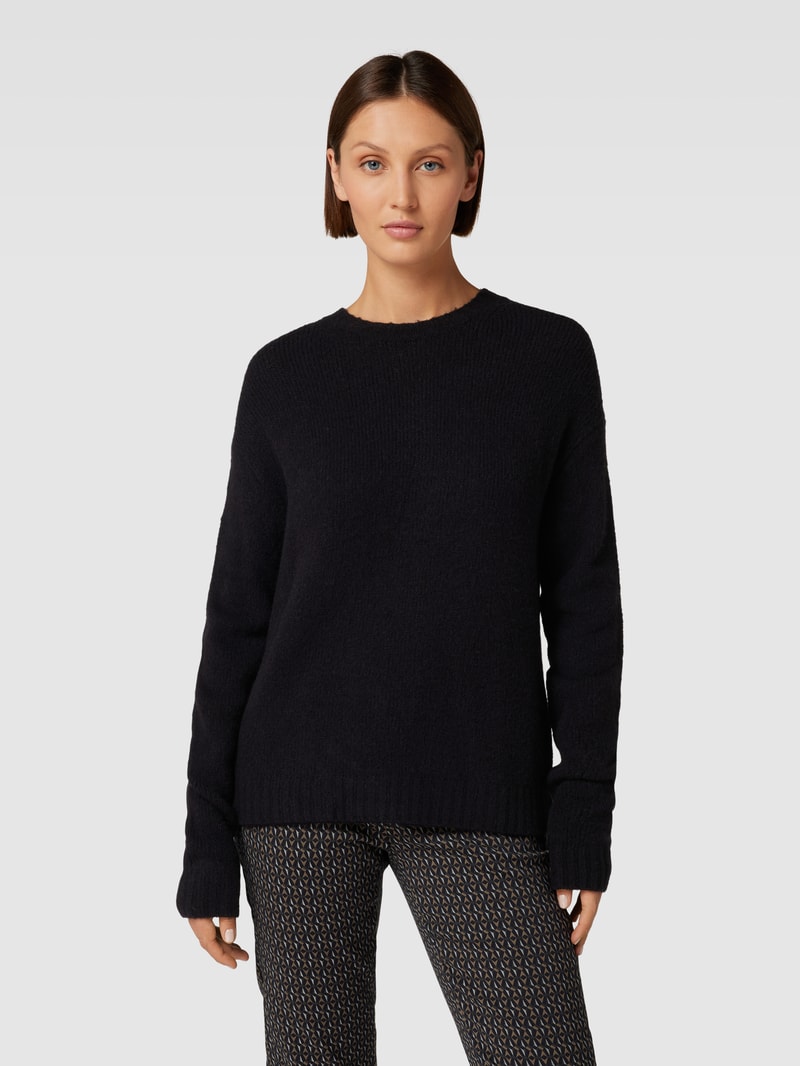 Strickpullover mit Rundhalsausschnitt in schwarz