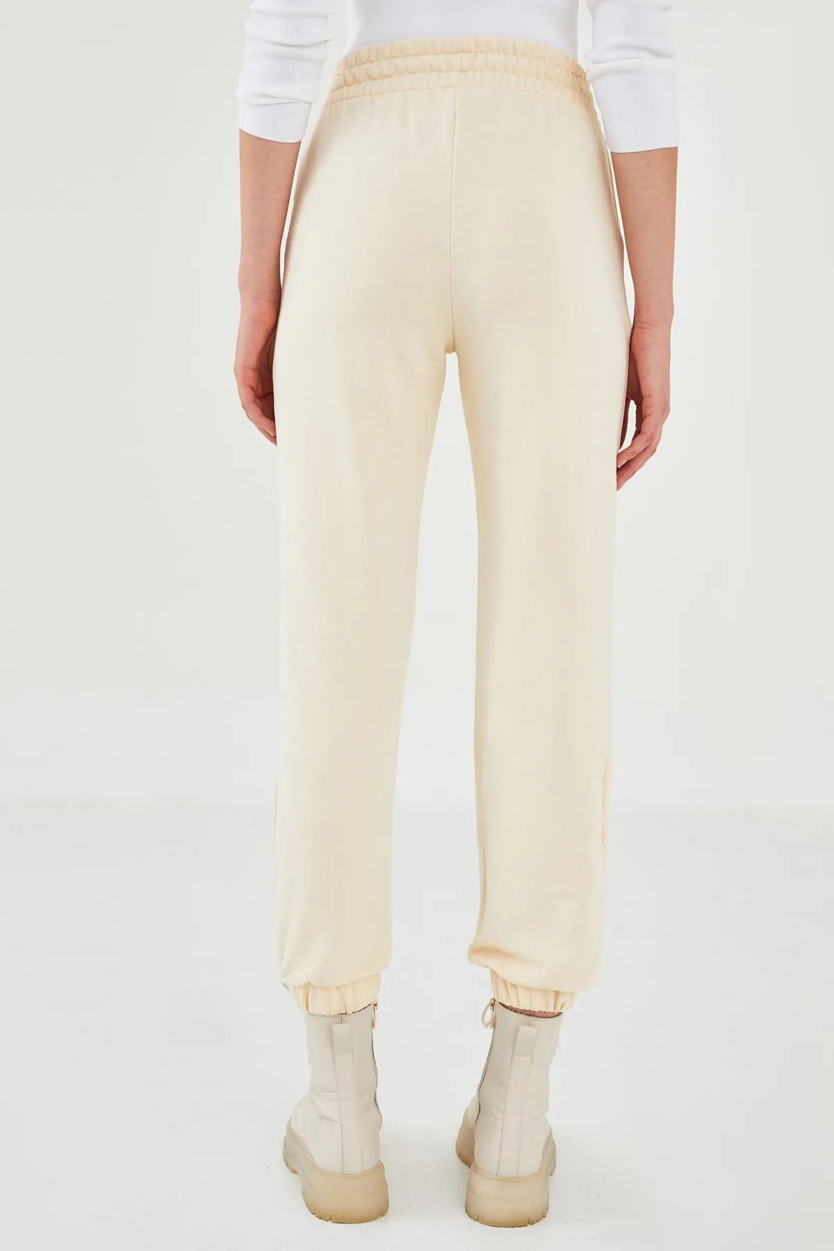 LC Waikiki  Jogginghose - Beige - Relaxed