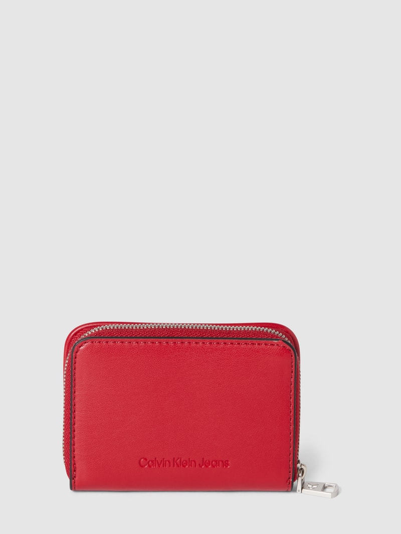 Portemonnaie mit Label-Details Modell 'SCULPTED' in dunkelrot