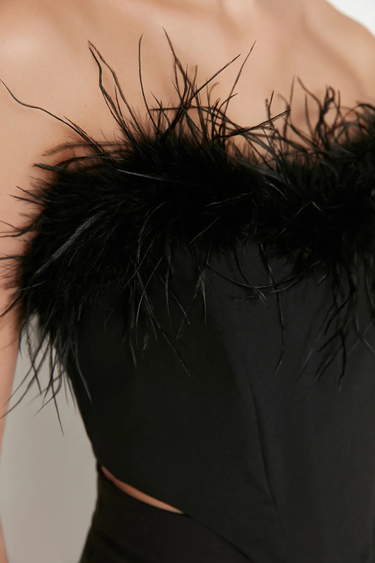 Trendyol Collection  Schwarzes, bauchfreies, gefüttertes Bustier-Bustier TPRSS22BS00018