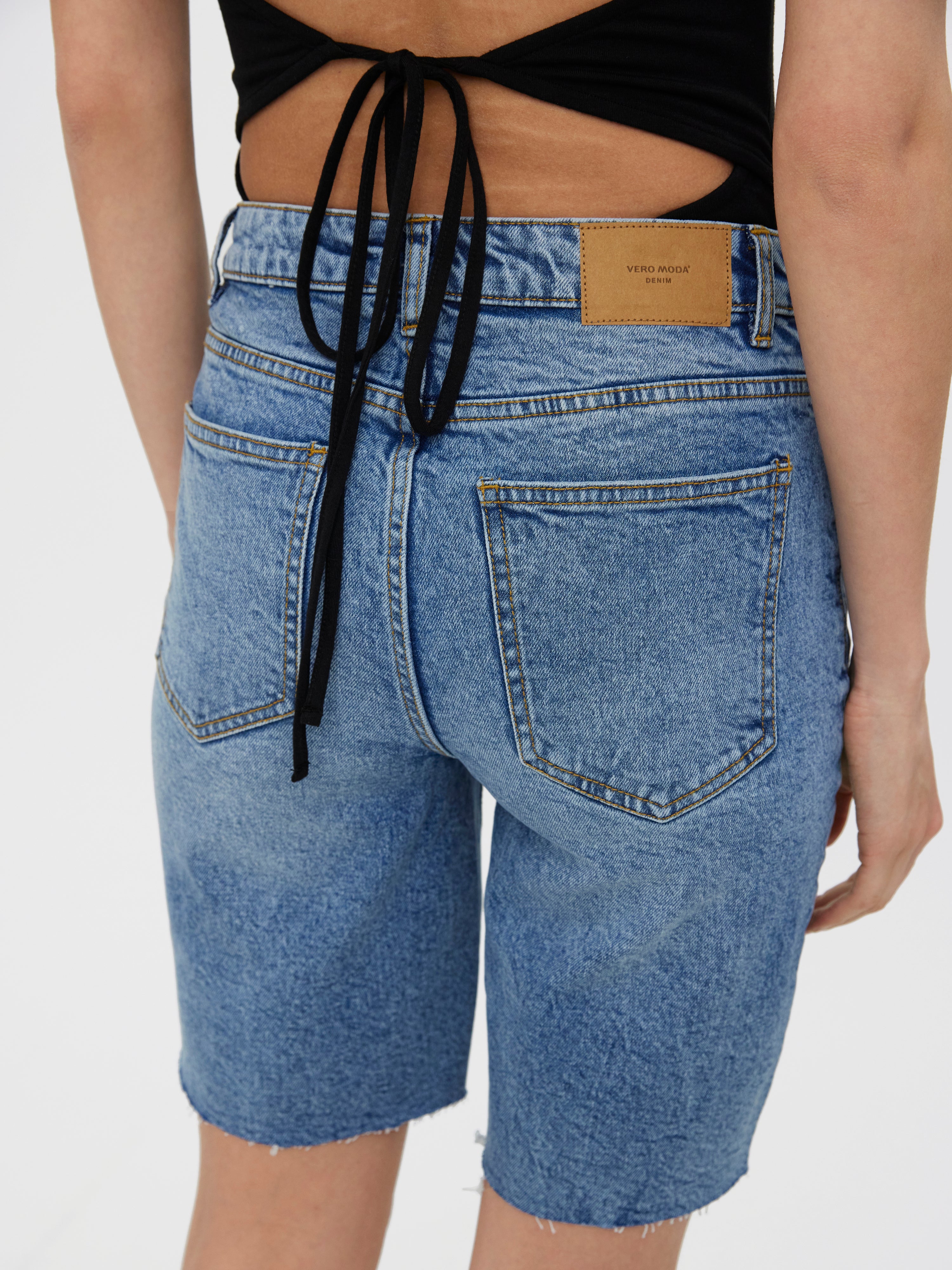 VMBRENDA Shorts