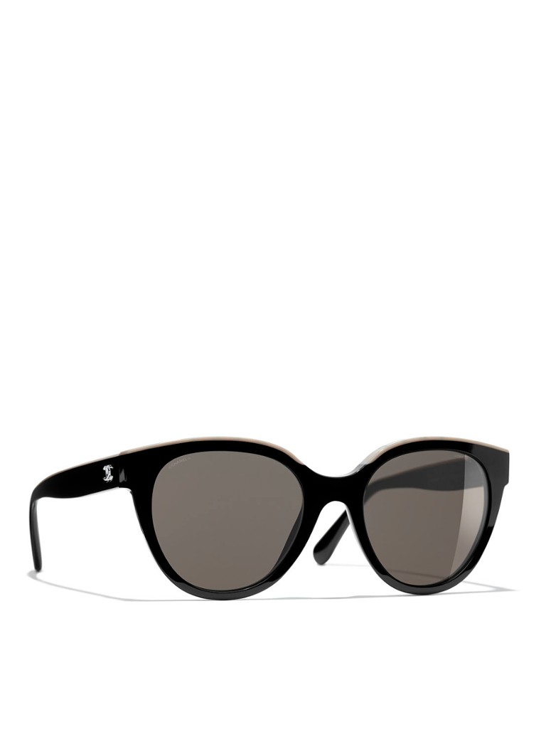 Ochelari de soare Chanel în formă de fluture