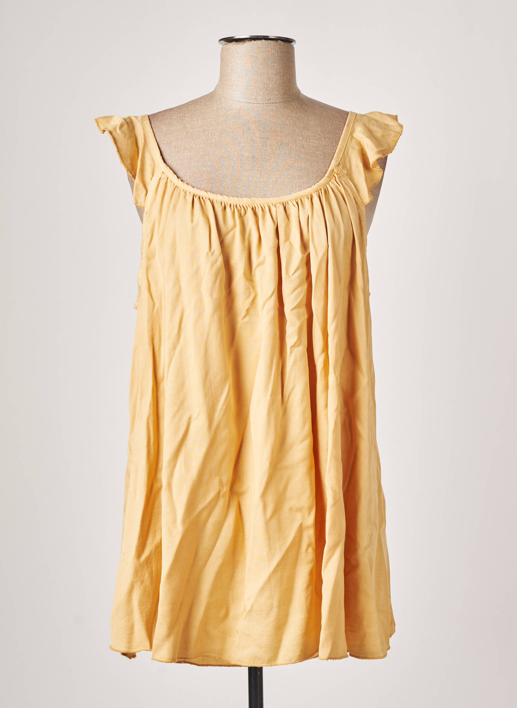 In April 1986 Tuniquemanchecourte Femme couleur marron