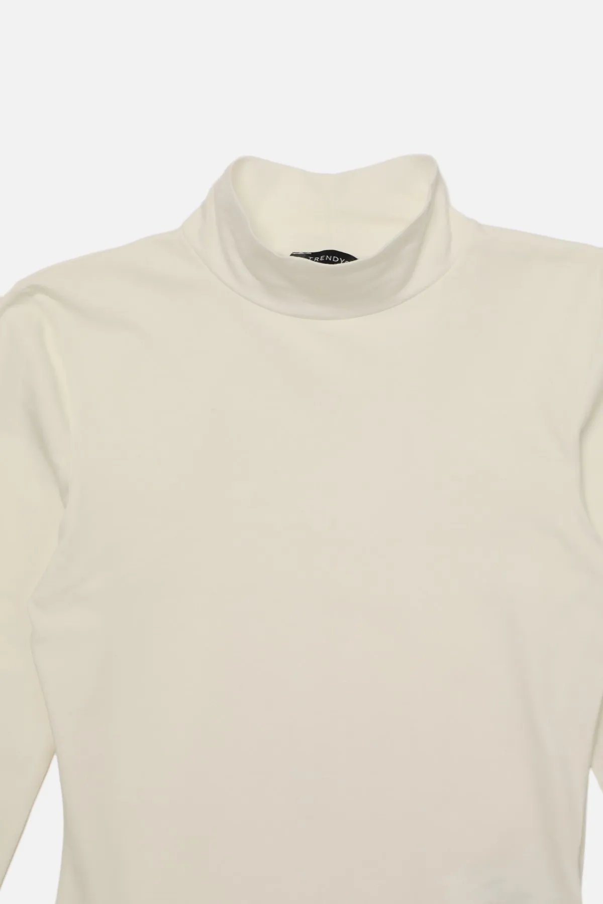 Trendyol Collection  Ecrufarbener Strick-Body mit Stehkragen und Druckknöpfen TWOAW21BD0008
