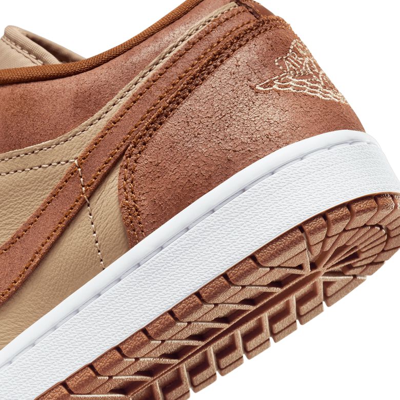 JORDAN Wmns Air Jordan 1 Low 