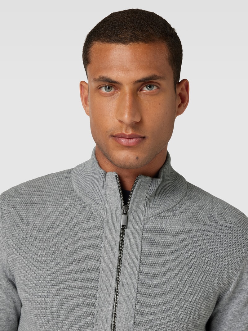 Strickjacke mit Stehkragen in mittelgrau meliert