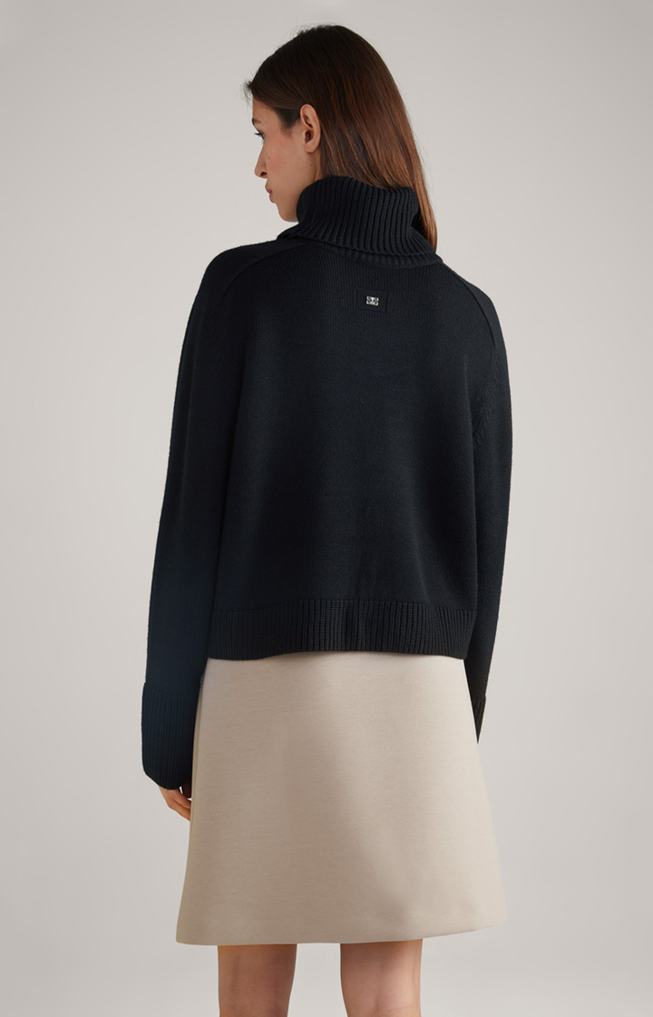 Schurwoll-Mix-Strickpullover in Schwarz