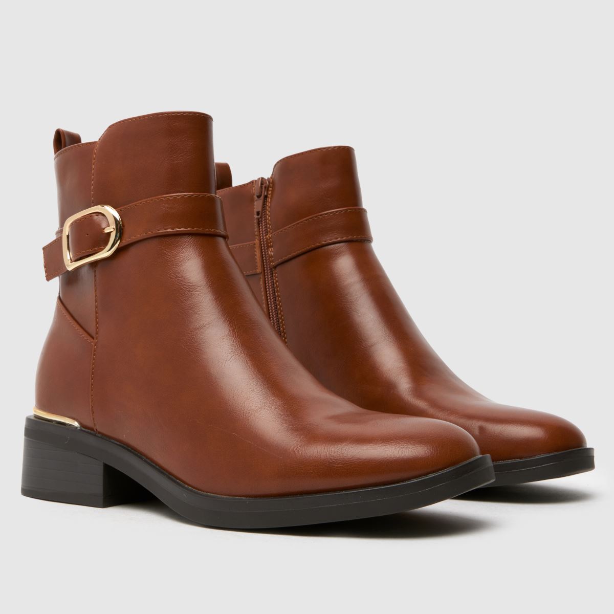 Schuh – Ciara-stövlar med spänne i brunt