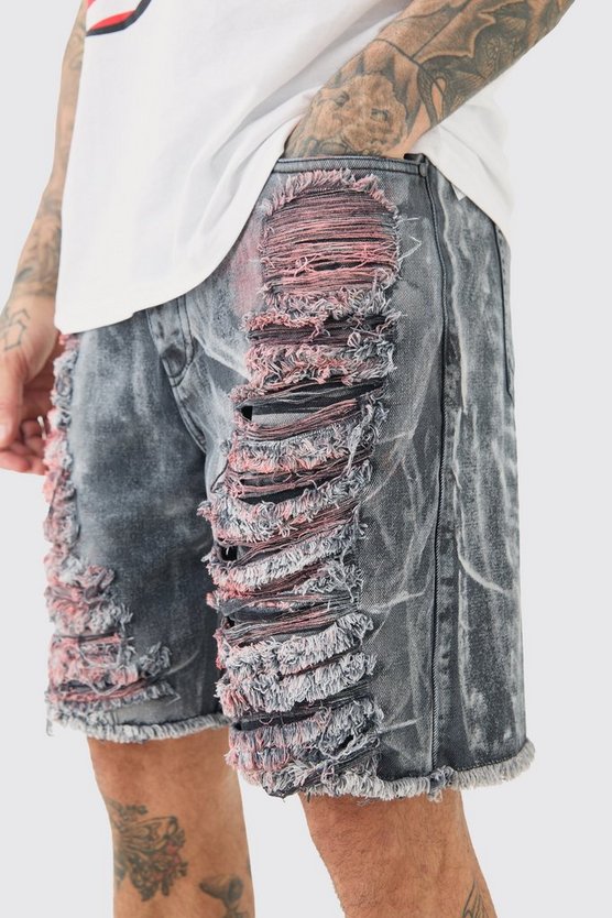 Tall lockere Shorts mit Acid-Waschung und Rissen