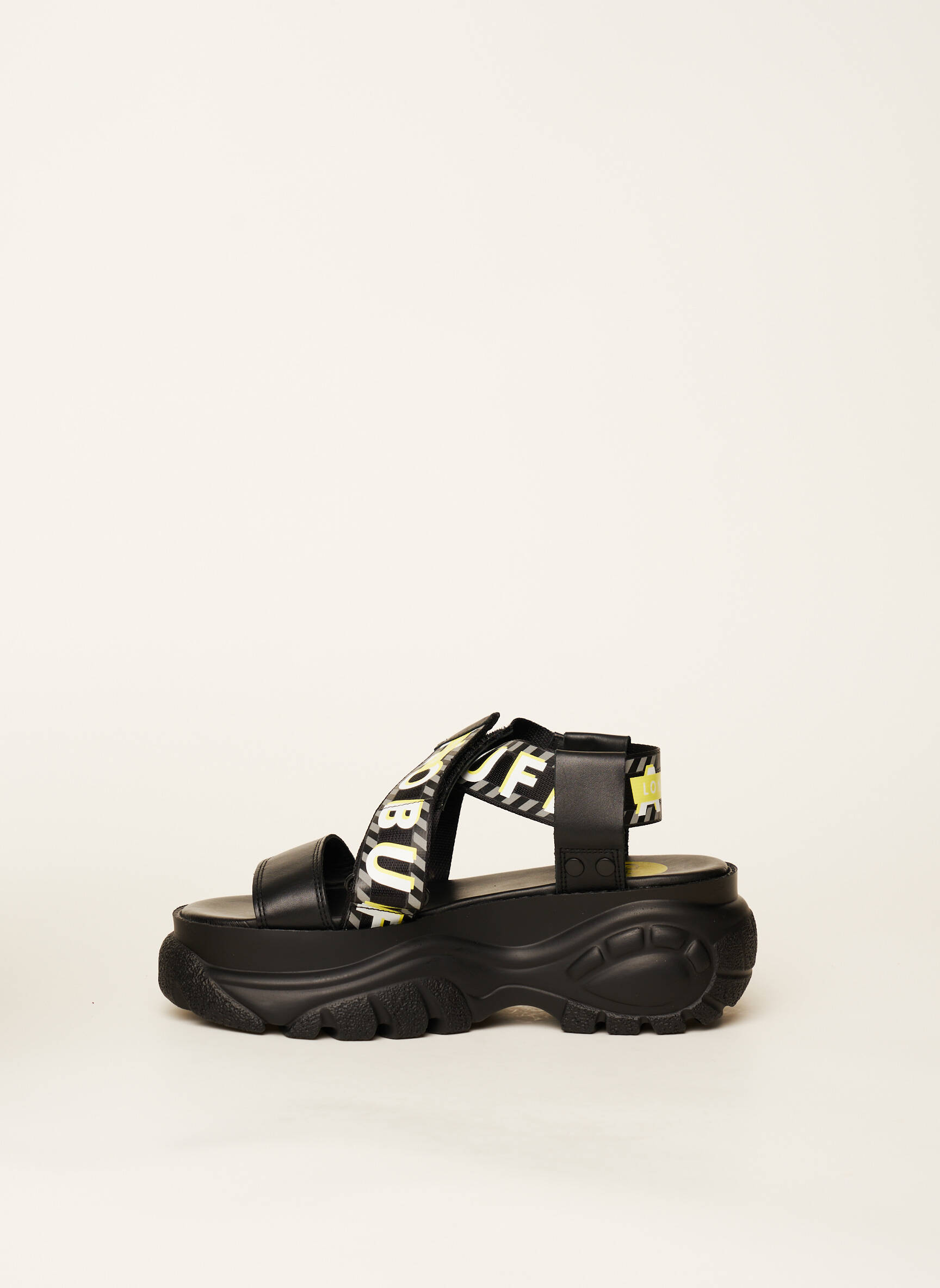 Buffalo Sandales Nu Pieds Femme couleur noir