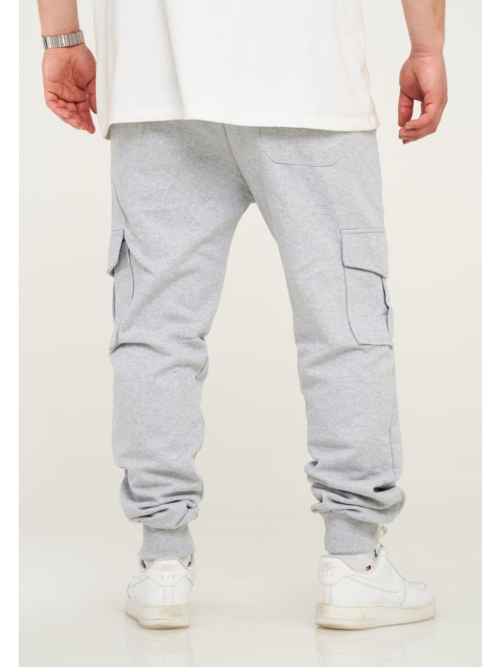 behype Jogginghose - BHPIURA Lange Sporthose Trainingshose mit Cargotaschen in Hellgrau günstig kaufen