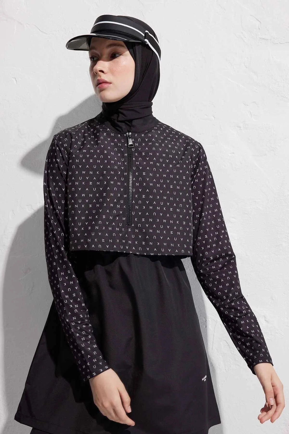 Manuka  3-teiliges Hijab-Badeanzug-Set aus Fallschirmstoff in Schwarz
