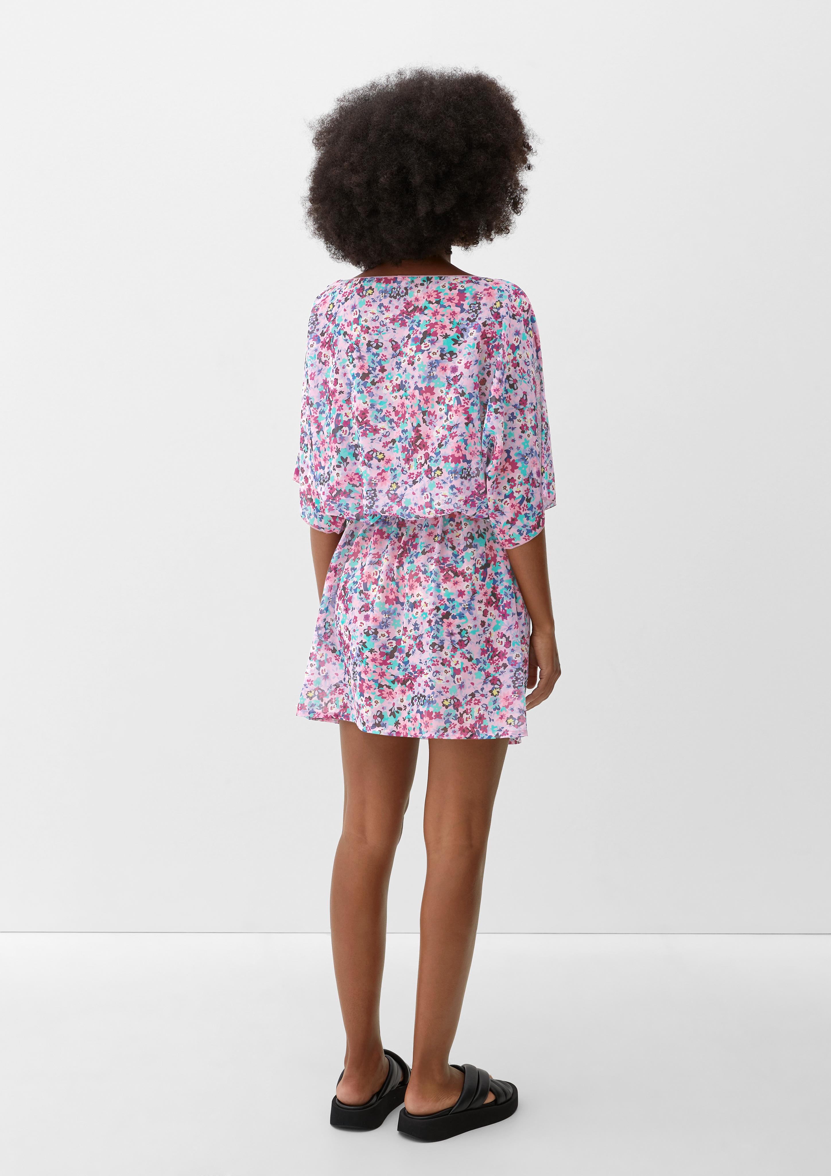 Geblümtes Tunika-Kleid  6008410-46A1