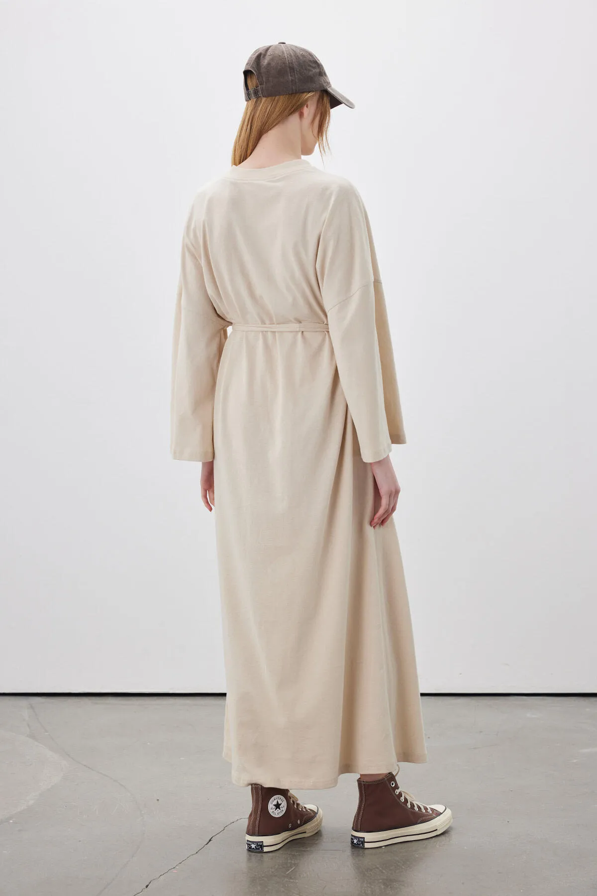 Manuka  Übergroßes langes Freizeitkleid Beige