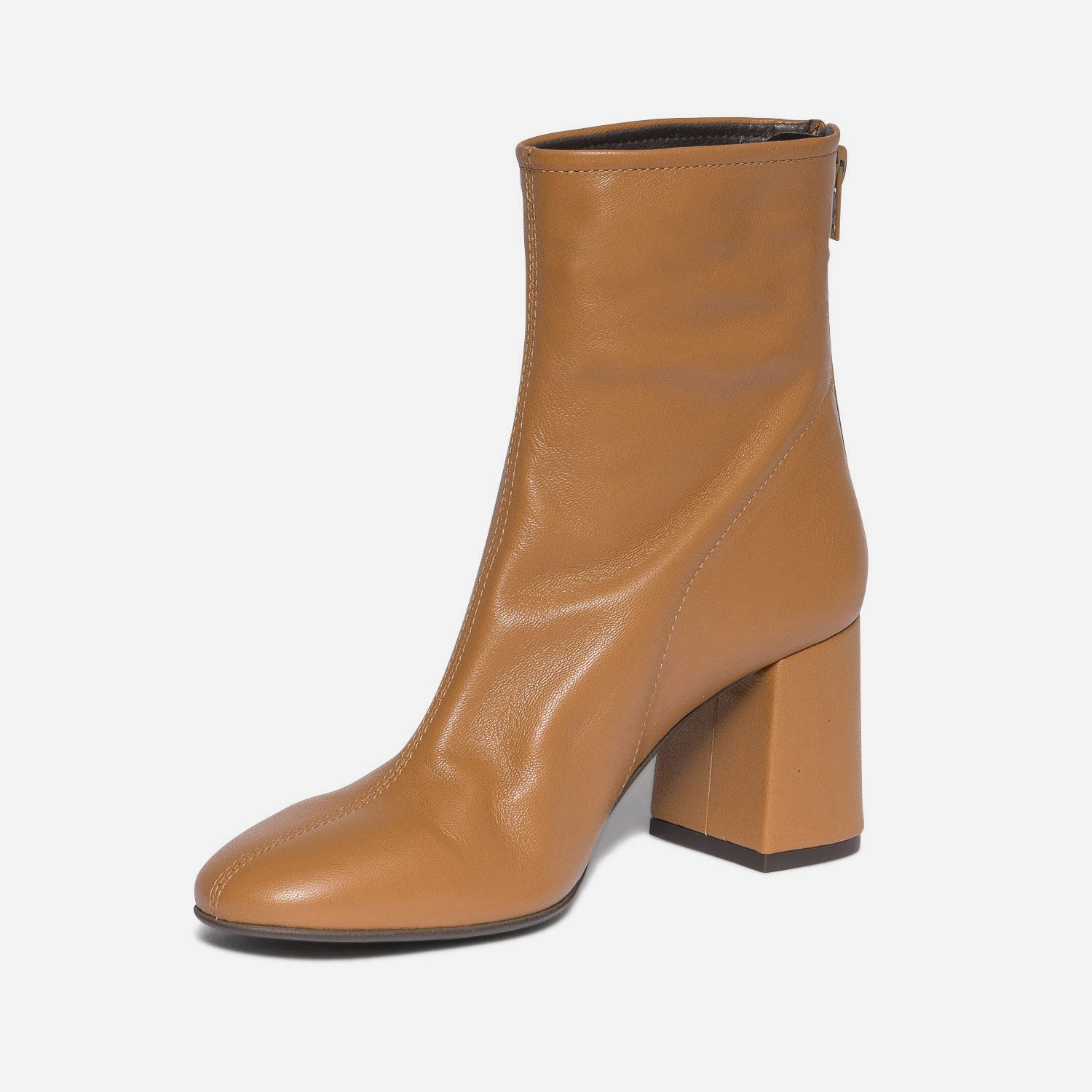 Boots camel en cuir à talon carré