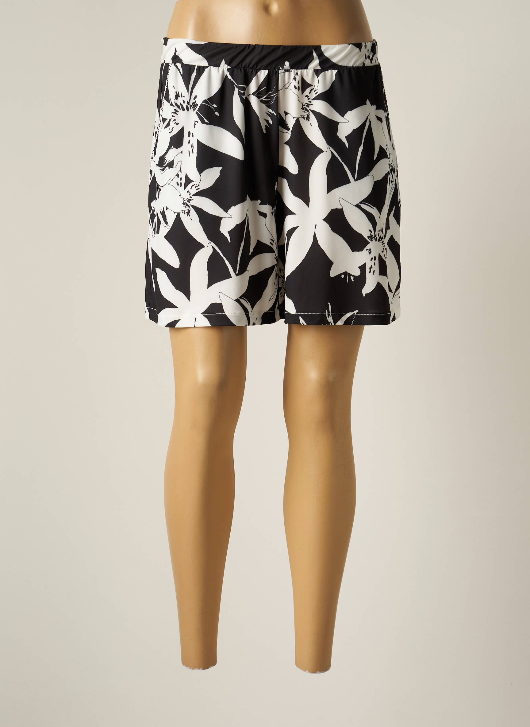 Janira Shorts 1 Femme couleur noir