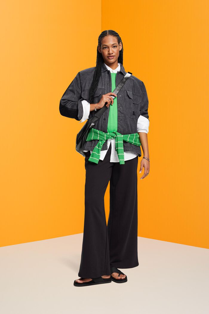 Leichte Shacket mit recycelter Wattierung
