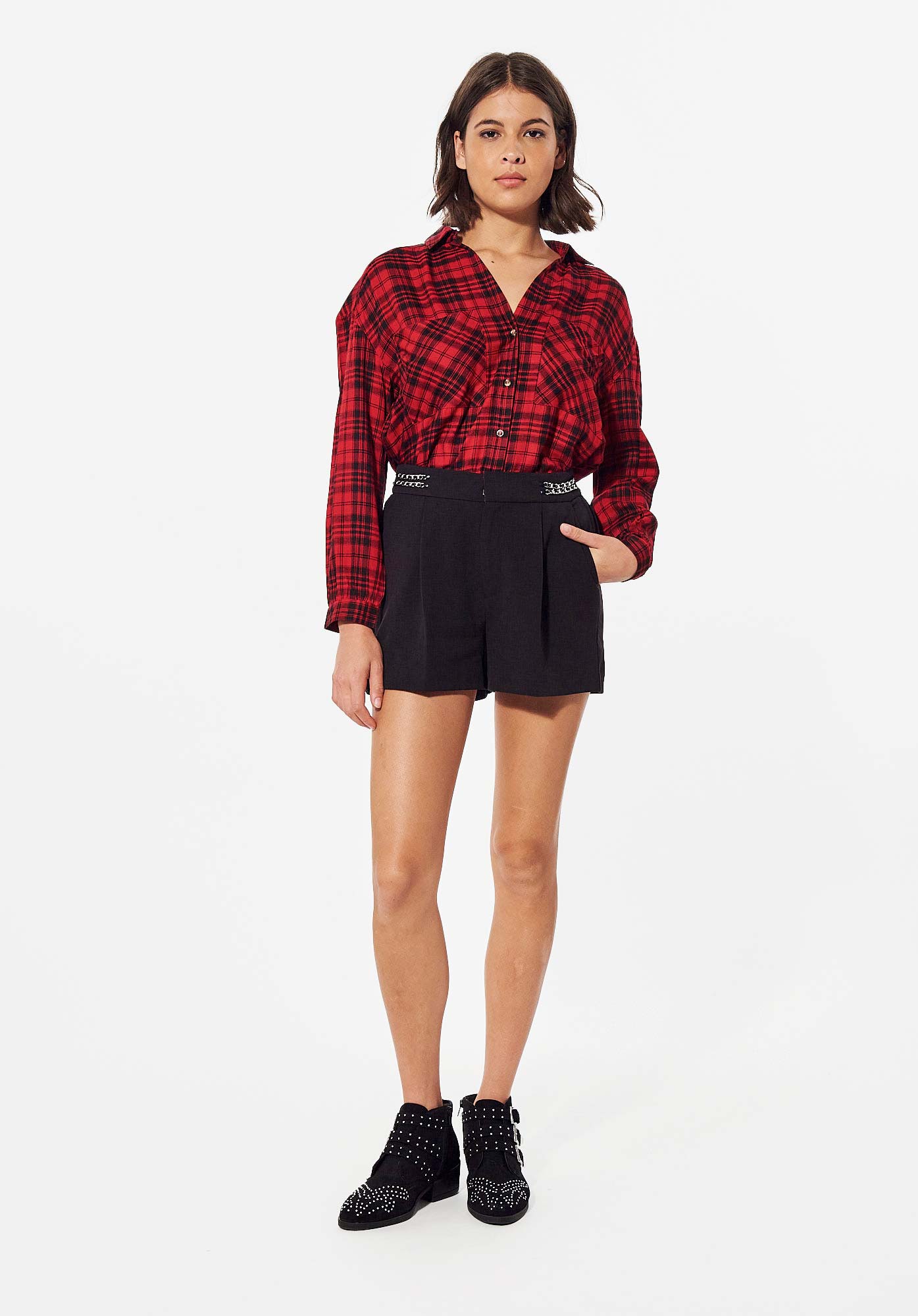 DELCO  Short noir Femme