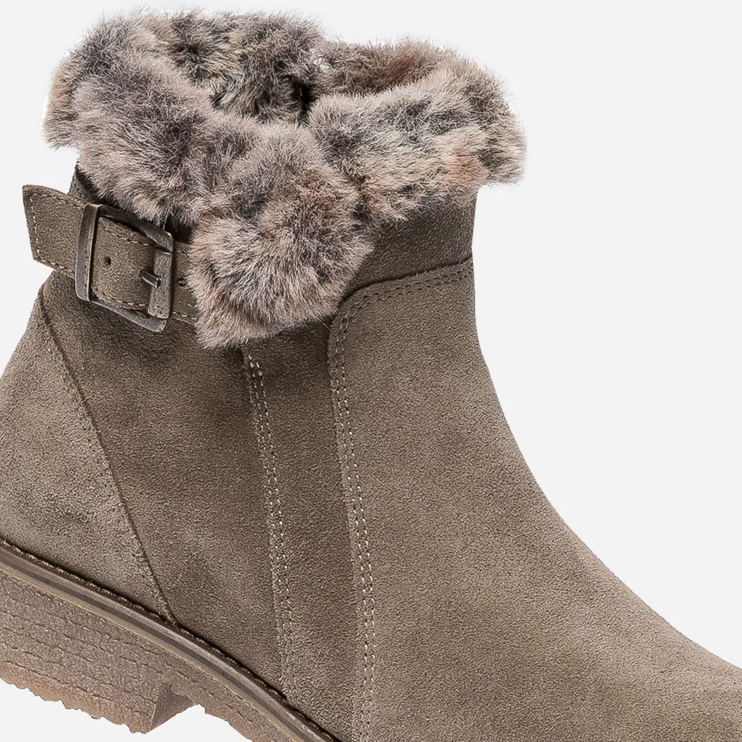 Boots taupe en cuir velours fourré