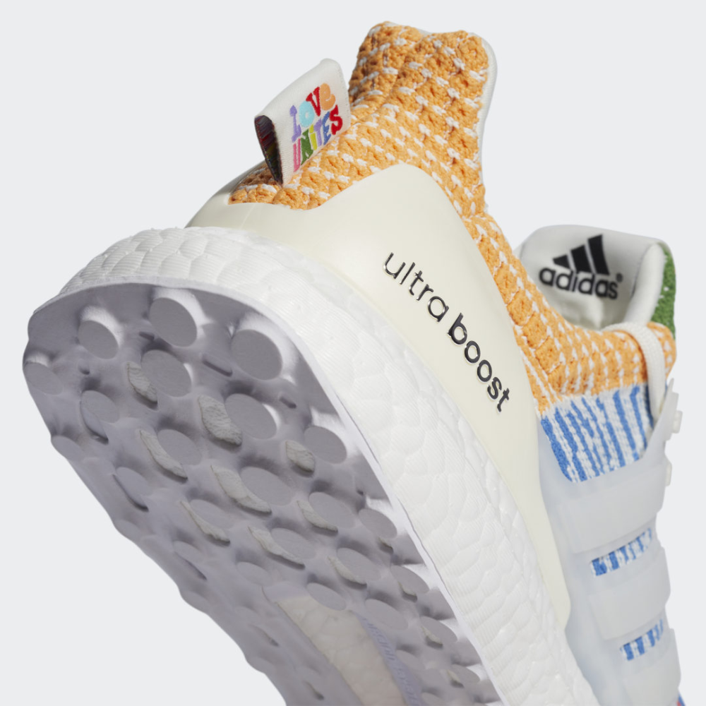 adidas Ultraboost 5.0 DNA GW5125 / weiss