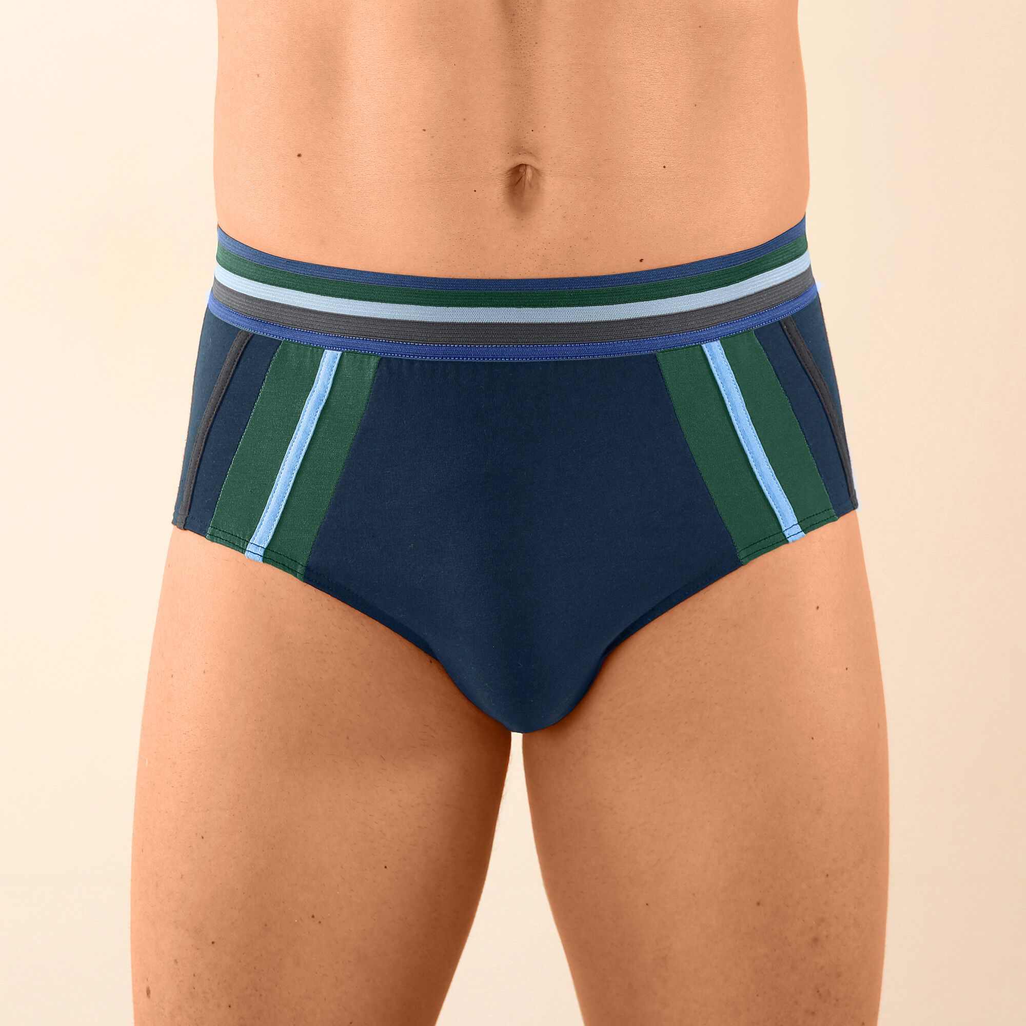 Slip fermé taille haute bandes contrastées