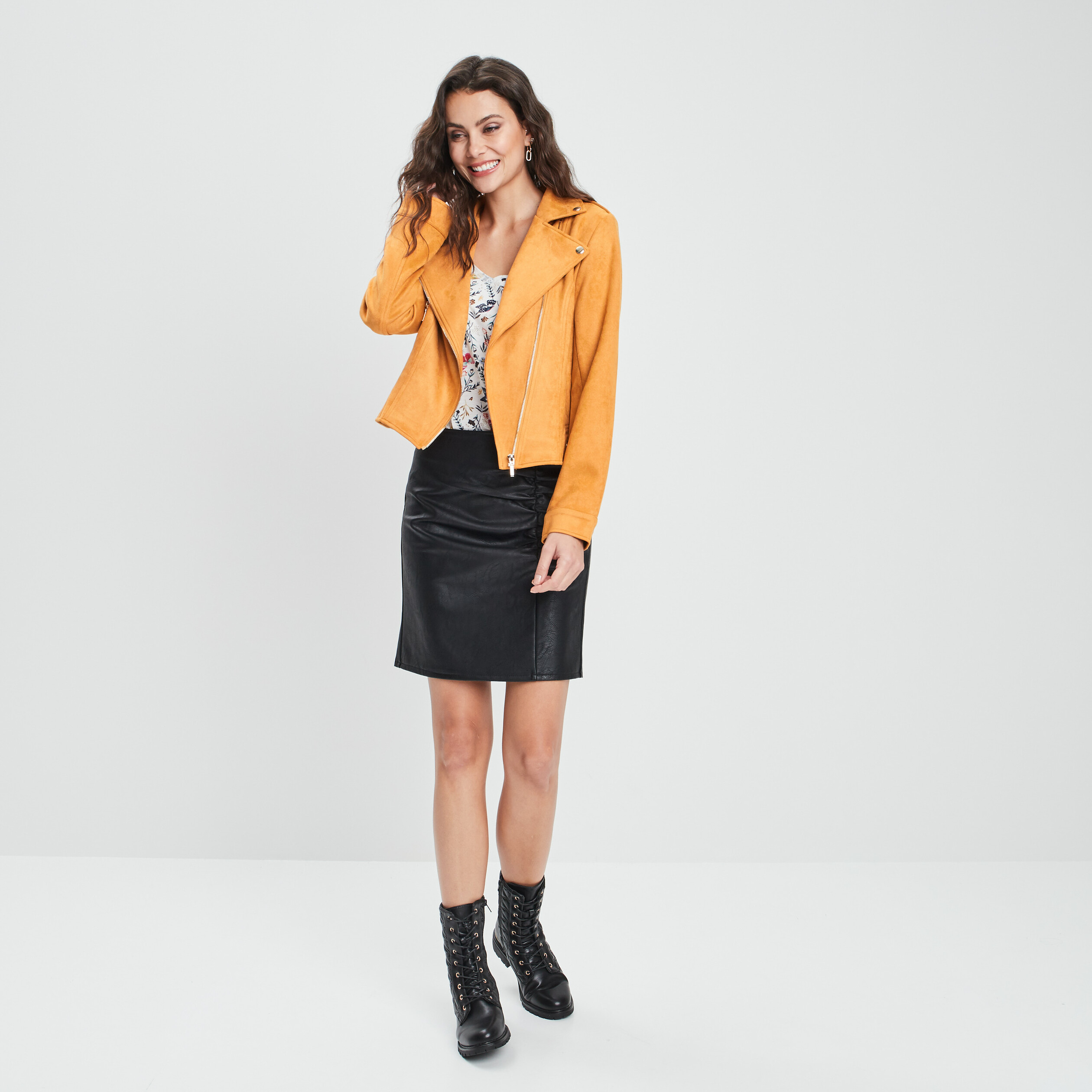 Veste esprit biker effet suédine jaune foncé femme | La Halle