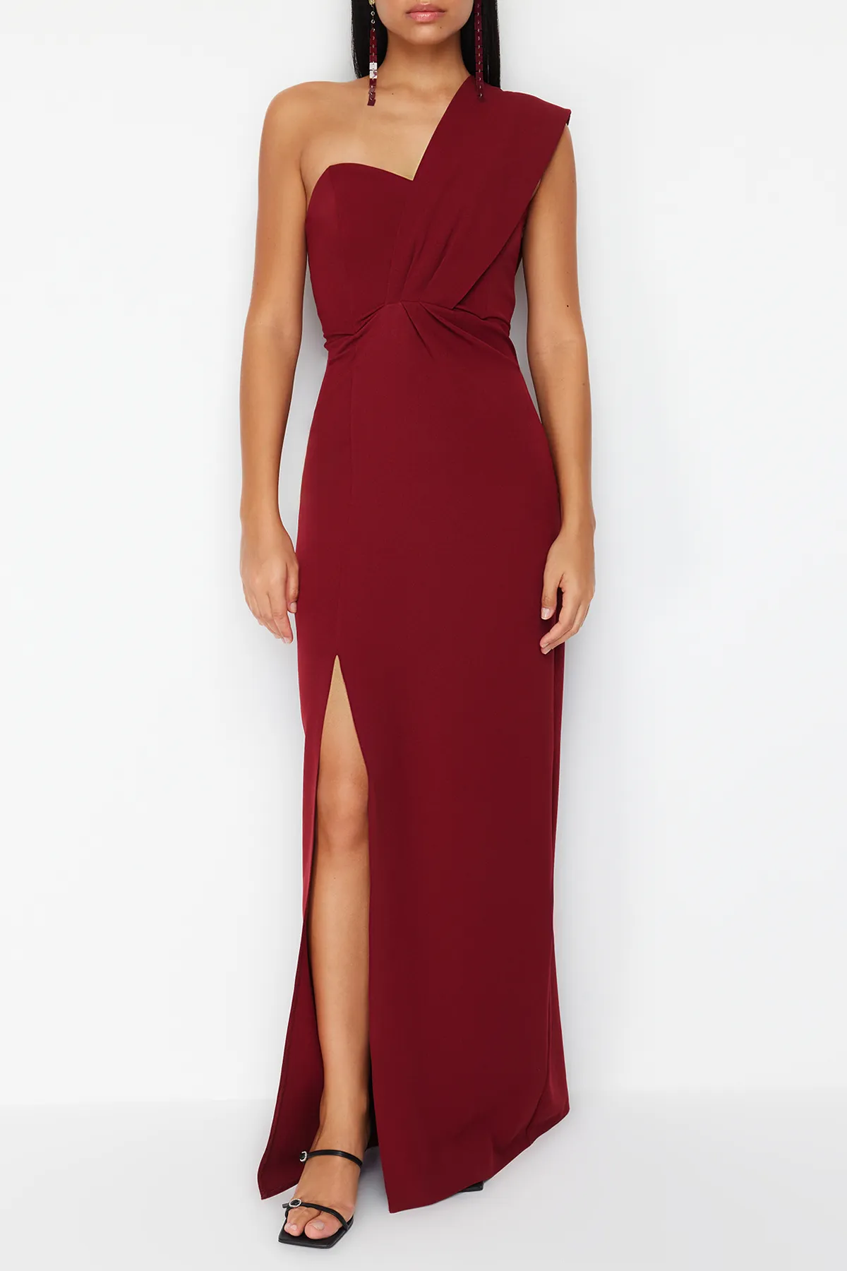 Trendyol Collection  Burgunderfarbenes, gerades, gewebtes Abendkleid und Abschlusskleid TPRSS21AE0185