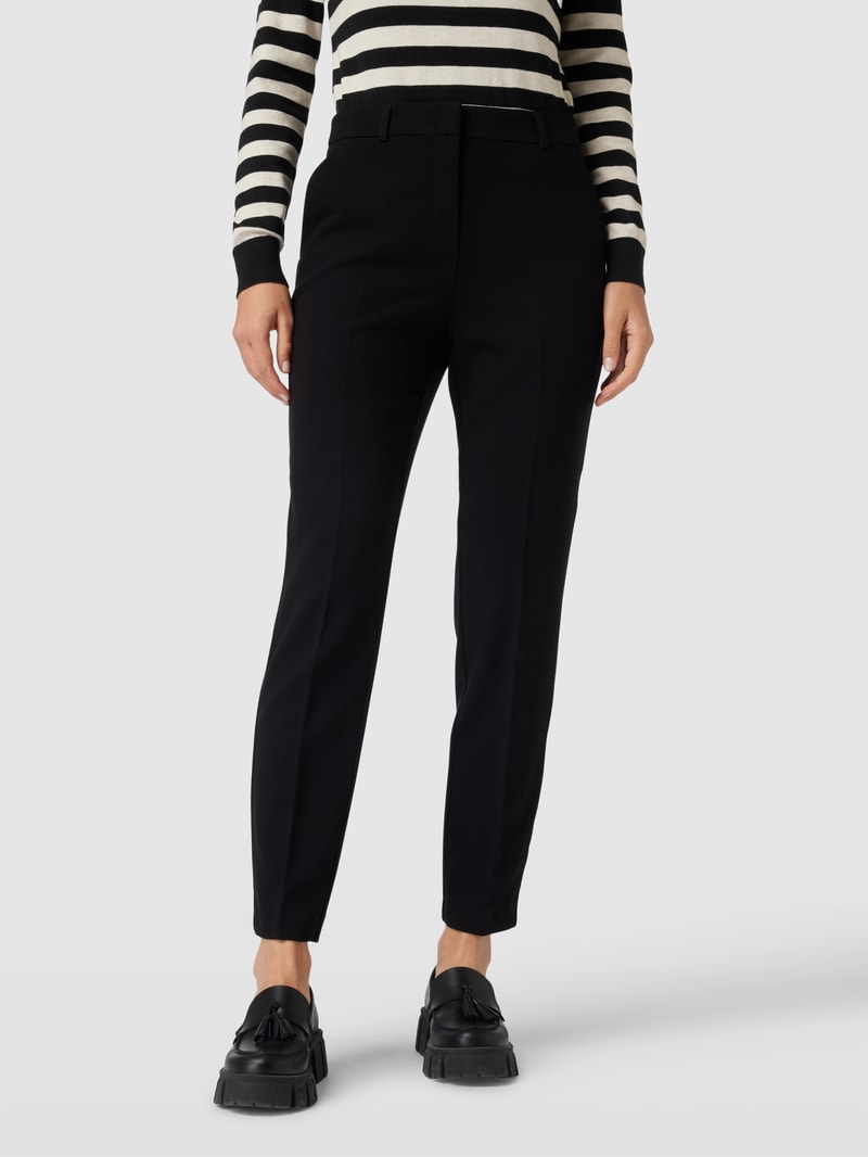 Bundfaltenhose mit Gesäßtaschen in schwarz